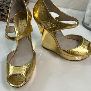 Michael Kors gold wedges!!!!!!!